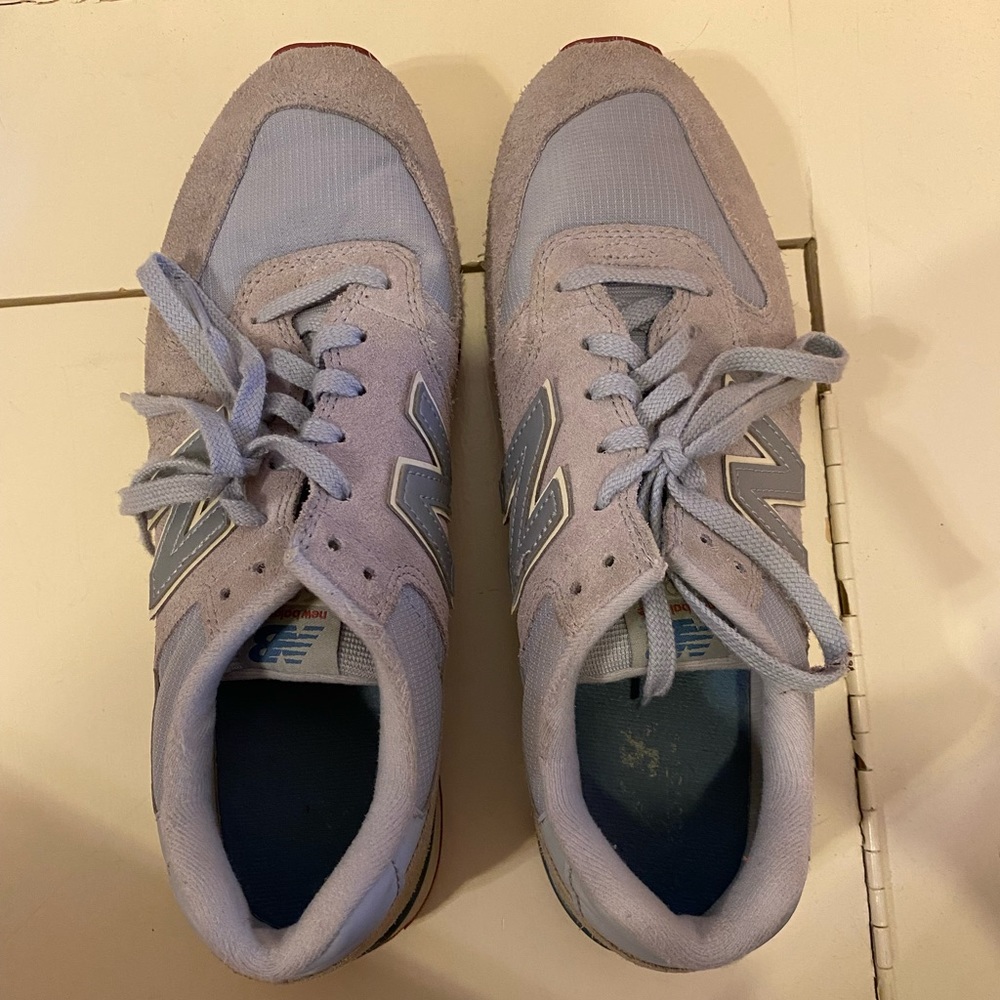 New Balance Women’s 696 Sneakers